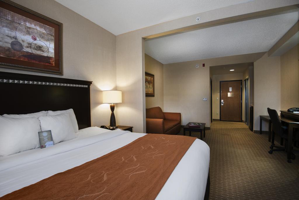 คอมฟอร์ต สวีท คอนเวย์ อีสต์ Hotel ภายนอก รูปภาพ