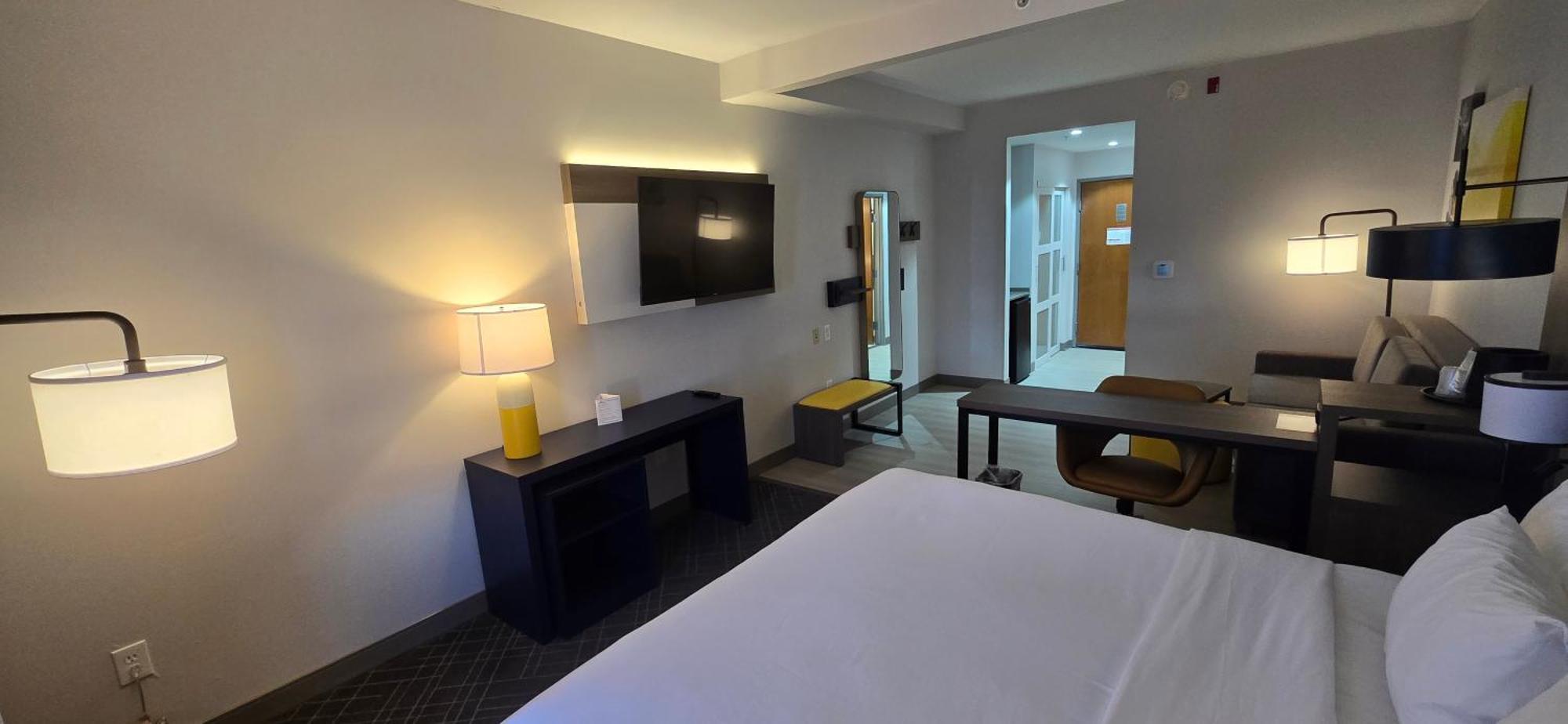 คอมฟอร์ต สวีท คอนเวย์ อีสต์ Hotel ภายนอก รูปภาพ